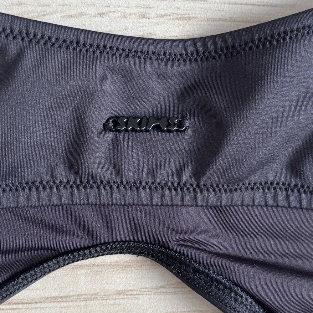 Skims Signature Swim Plunge Bikini Top Black Onyx Size 4X